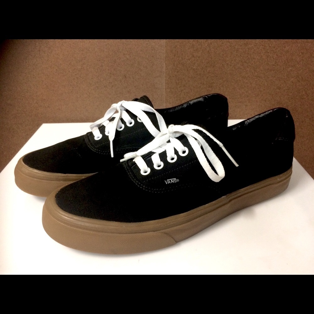 Vans Era